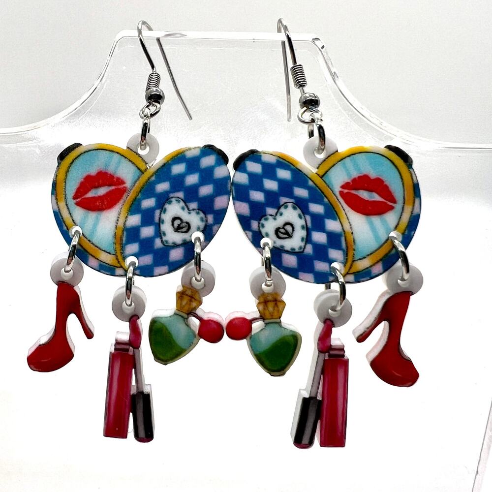 Makeup Compact Earrings - Beauty Accessories - Vlogger Accessories - Beautician